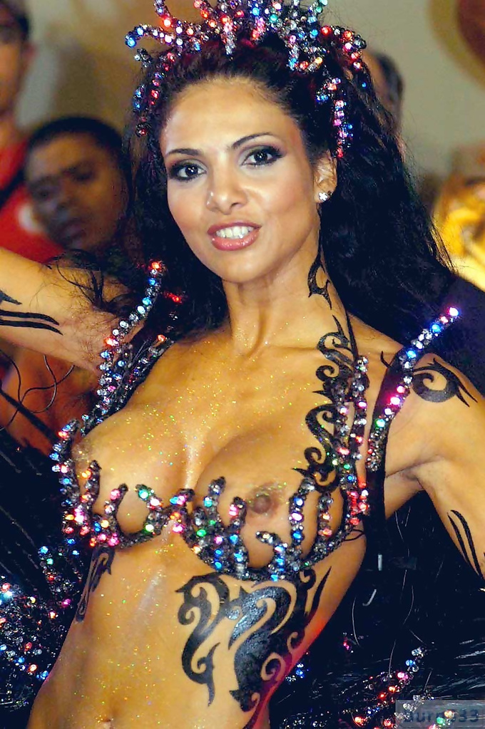 Scorching Hot Carnival Beauties Pics
